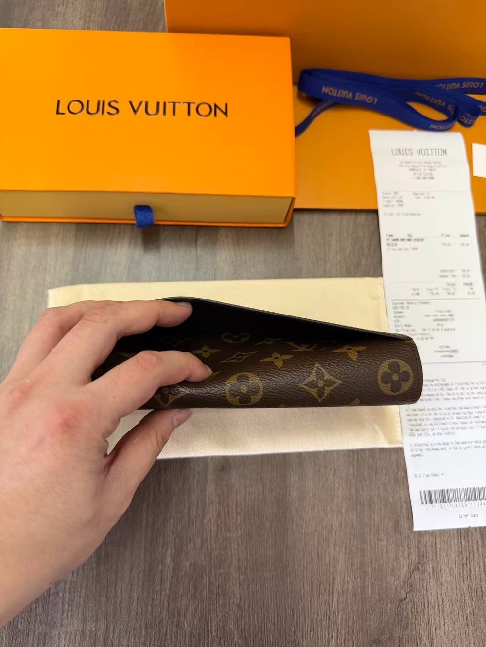 Louis Vuitton Brown Monogram Envelope Wallet with Gold-Tone Snap - Picture 4 of 16